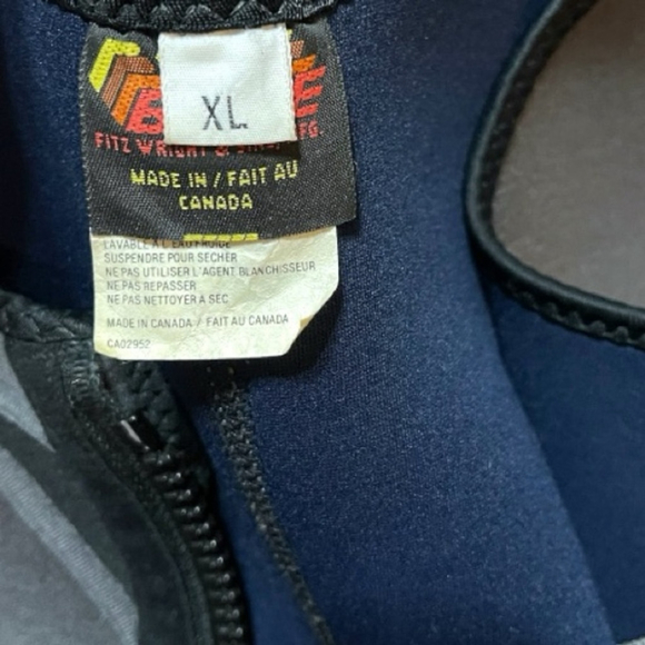 Bare Full Body Wetsuit 2 Piece Women’s Size XL Black, Gray with Red Accents - Picture 11 of 15